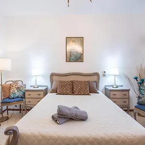 Close To Airport - Private With Private Bathroom Adults Only Pensión